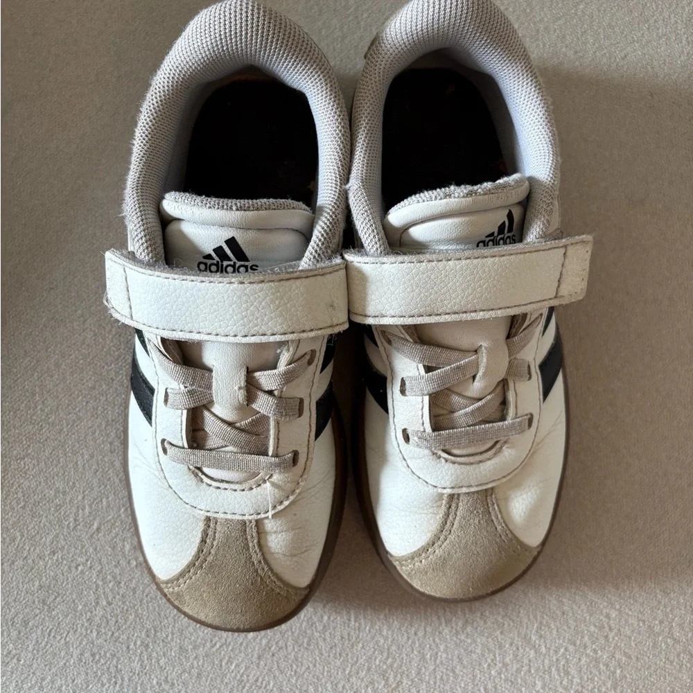 Adidas Court Sneakers - Picture 5 of 7